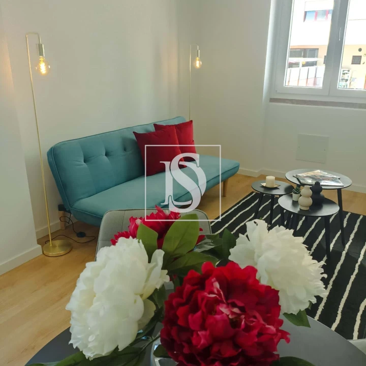 Apartamento T3 para Venda em Benfica Foto 3