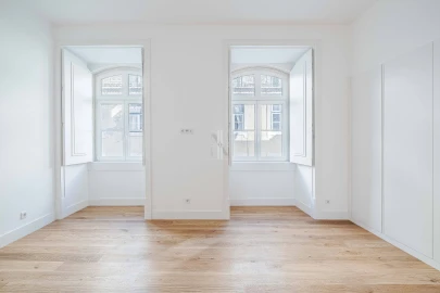 Apartamento T4 para Venda em Santa Maria Maior