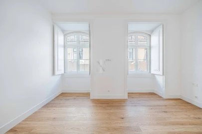 Apartamento T4 para Venda em Santa Maria Maior