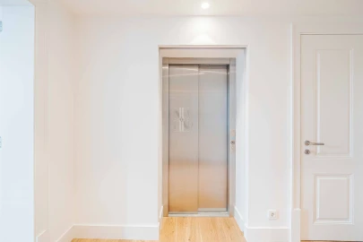 Apartamento T4 para Venda em Santa Maria Maior