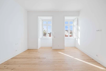 Apartamento T4 para Venda em Santa Maria Maior