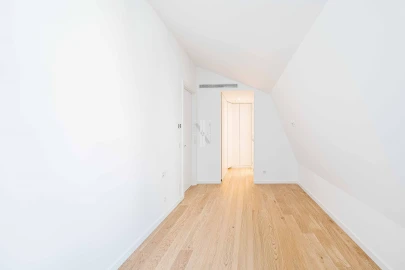 Apartamento T4 para Venda em Santa Maria Maior