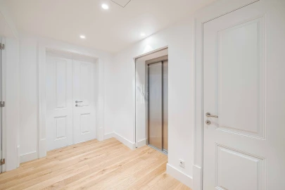 Apartamento T4 para Venda em Santa Maria Maior
