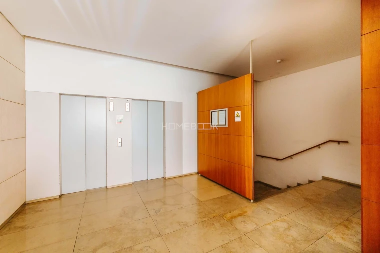 Apartamento T2 para Arrendamento em Campo de Ourique Foto 24