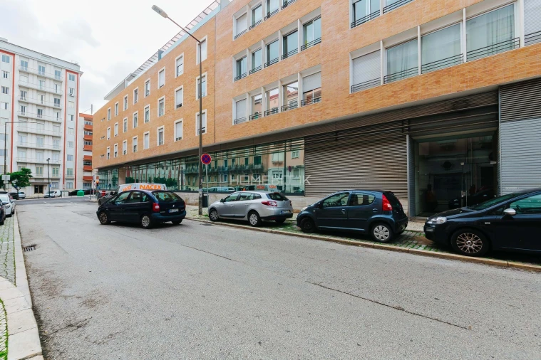 Apartamento T2 para Arrendamento em Campo de Ourique Foto 20