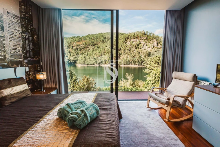 Quinta T5 para Venda em Ventosa e Cova Foto 73