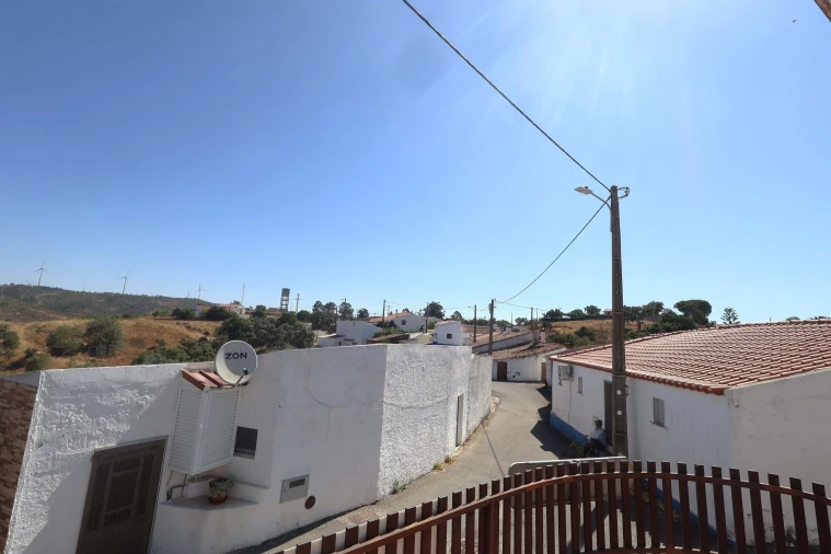 Moradia T2 para Venda em São Barnabe Foto 21