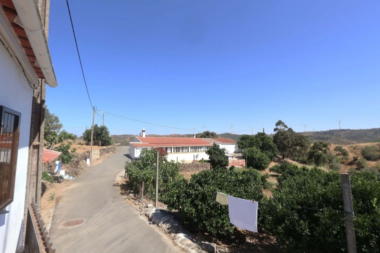 Moradia T2 para Venda em São Barnabe Foto 20