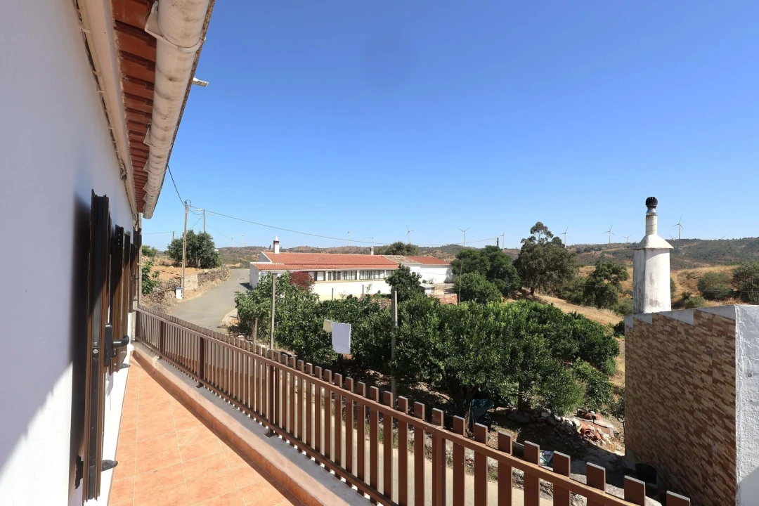 Moradia T2 para Venda em São Barnabe Foto 22