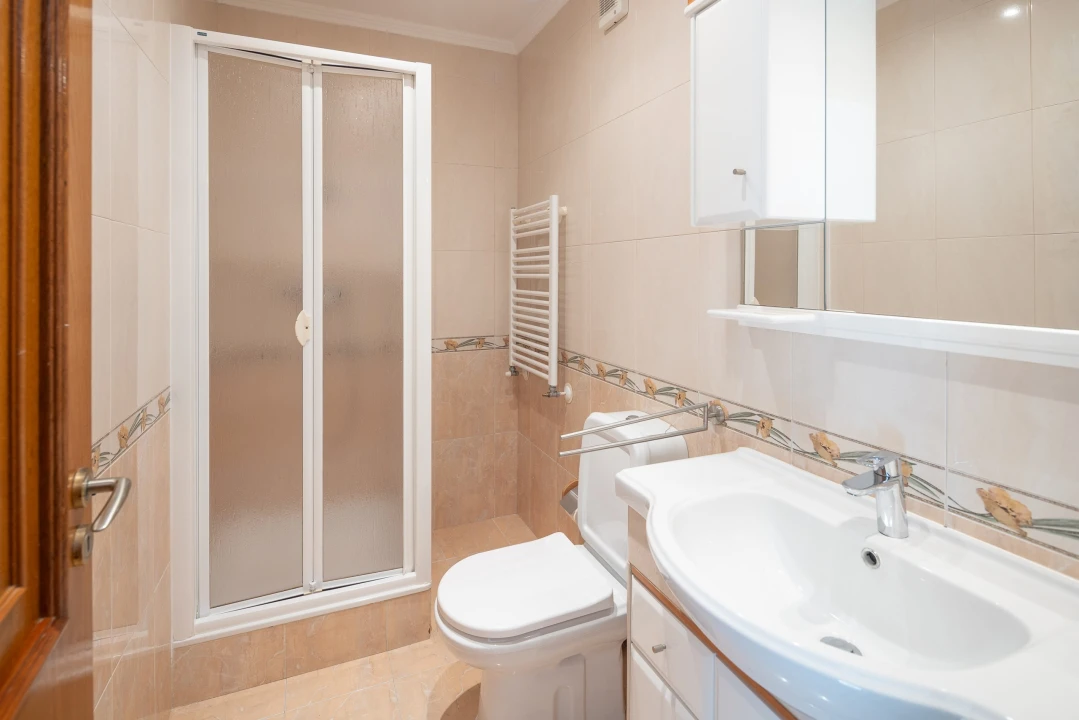 Apartamento T2 para Arrendamento em Agualva e Mira-Sintra Foto 14