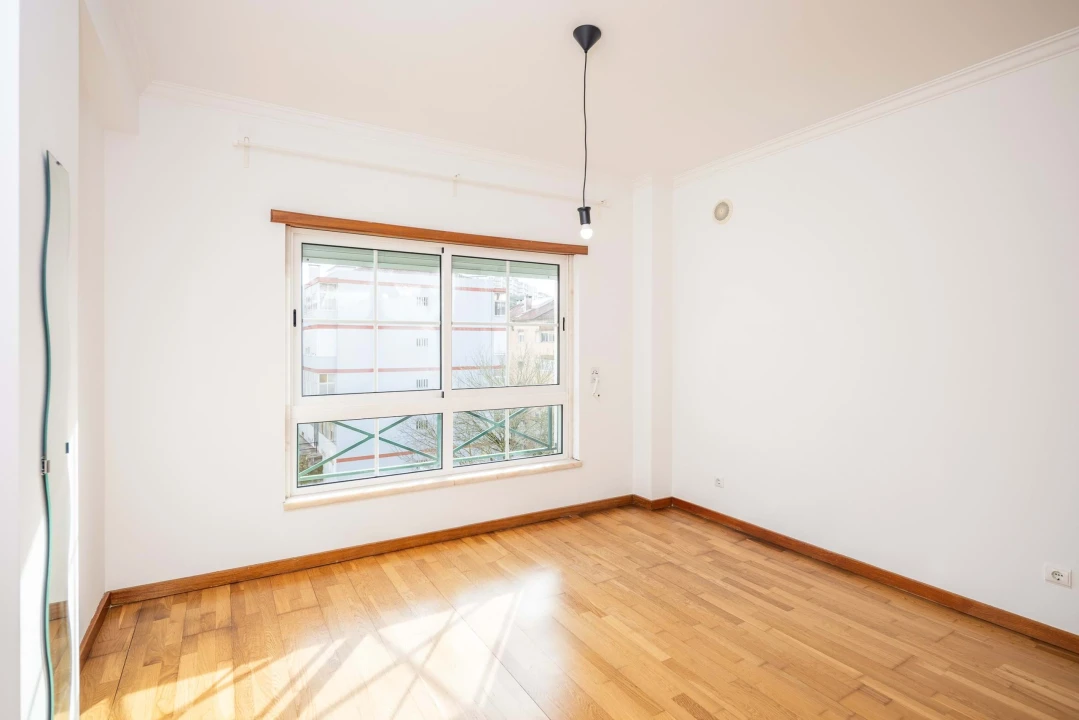 Apartamento T2 para Arrendamento em Agualva e Mira-Sintra Foto 12