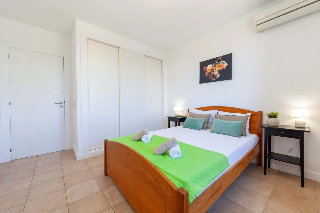 Moradia T3 para Venda em Albufeira e Olhos de Água Foto 12