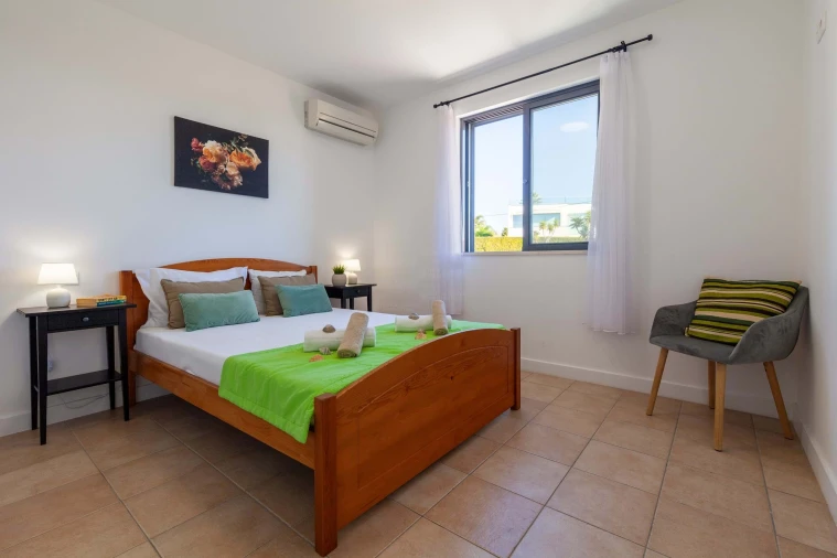 Moradia T3 para Venda em Albufeira e Olhos de Água Foto 13