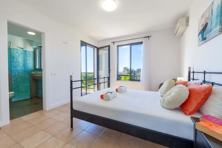 Moradia T3 para Venda em Albufeira e Olhos de Água Foto 9