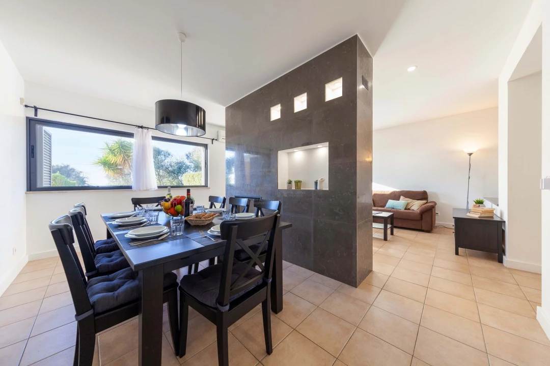 Moradia T3 para Venda em Albufeira e Olhos de Água Foto 7