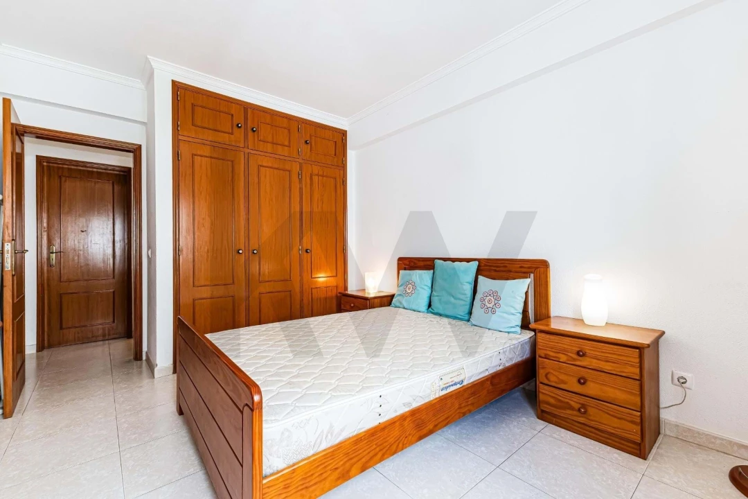Apartamento T2 para Arrendamento férias em Armação de Pera Foto 21