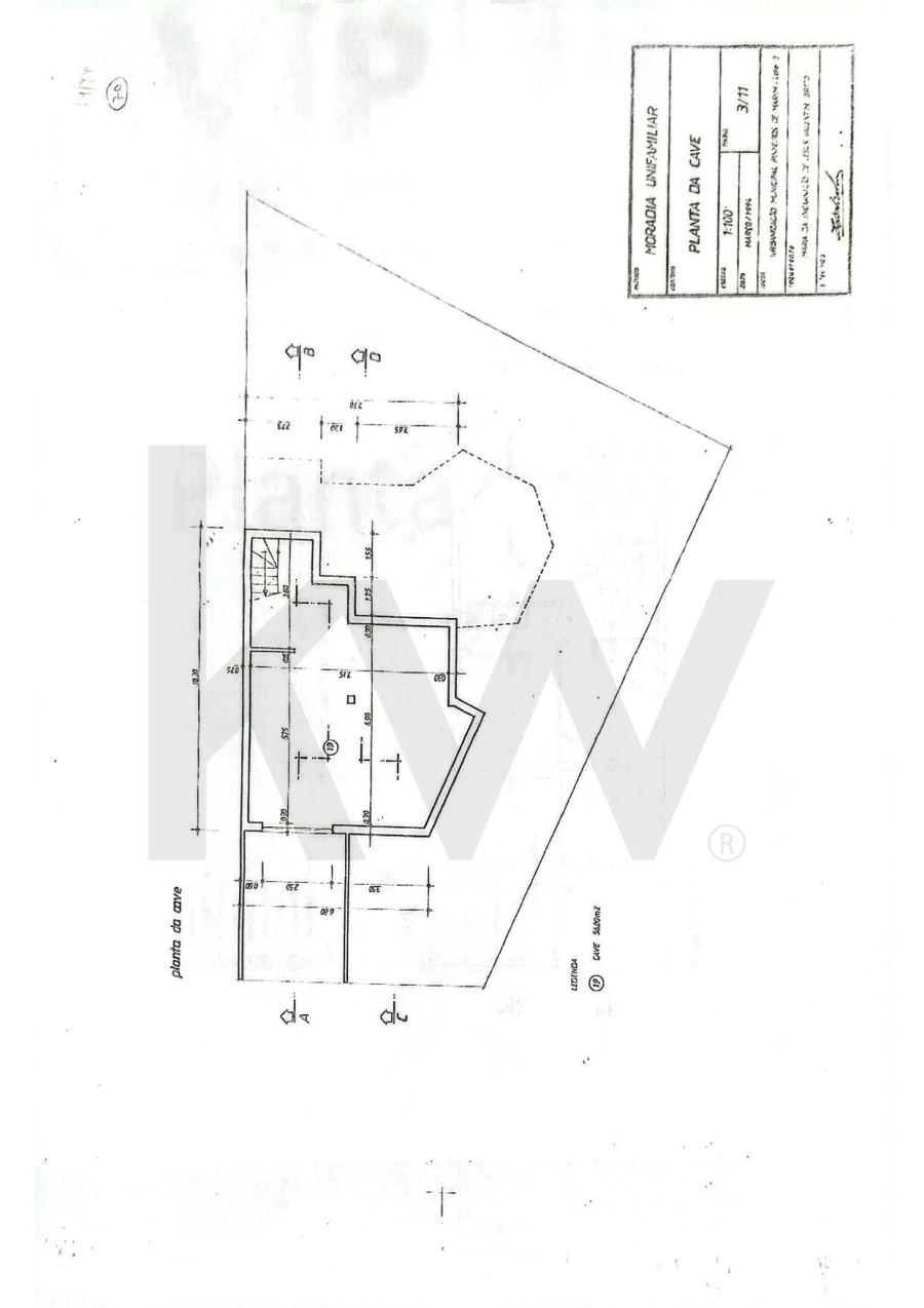 Moradia T4 para Venda em Quelfes Foto 33