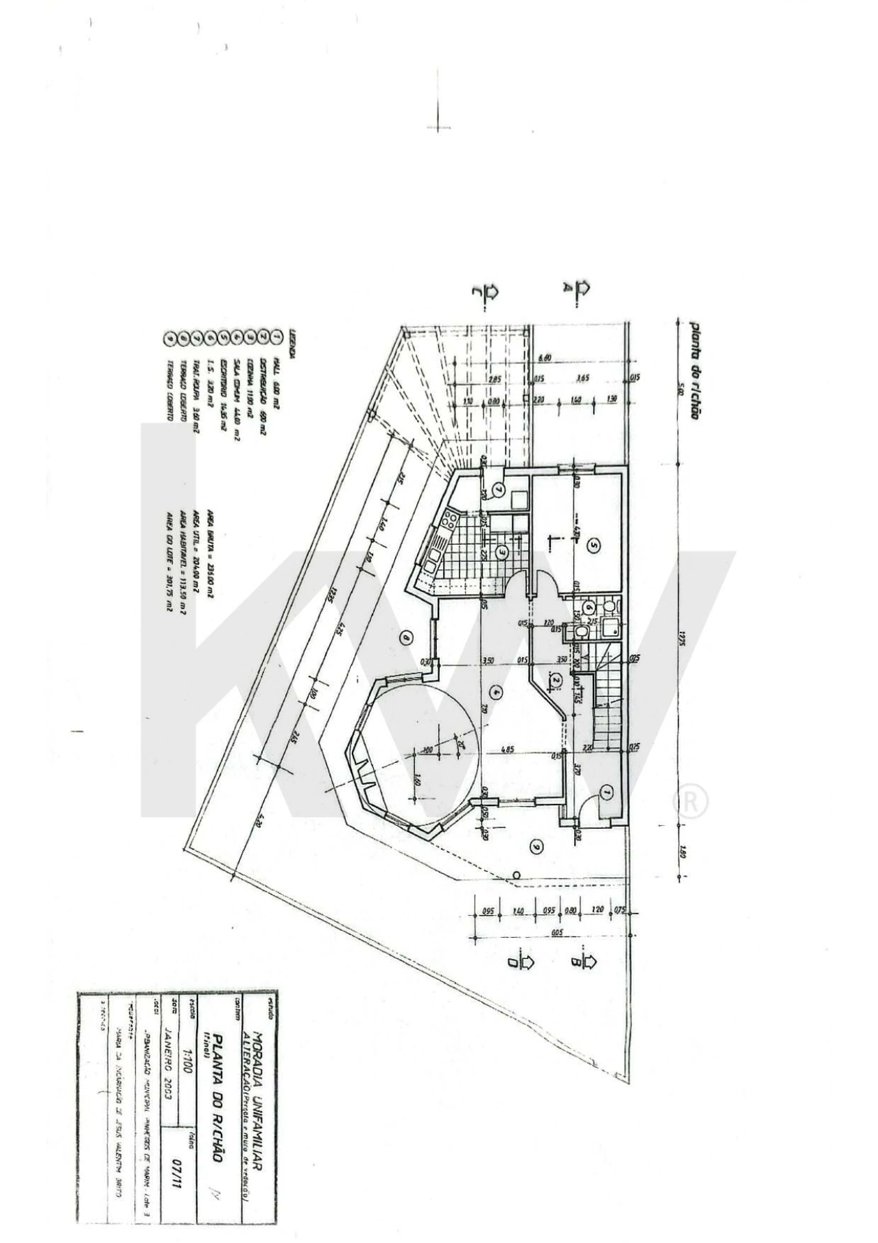 Moradia T4 para Venda em Quelfes Foto 34