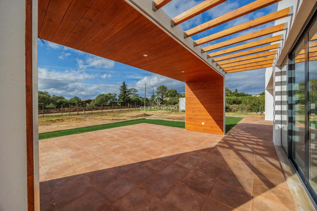 Moradia T2 para Venda em Lagoa e Carvoeiro Foto 7