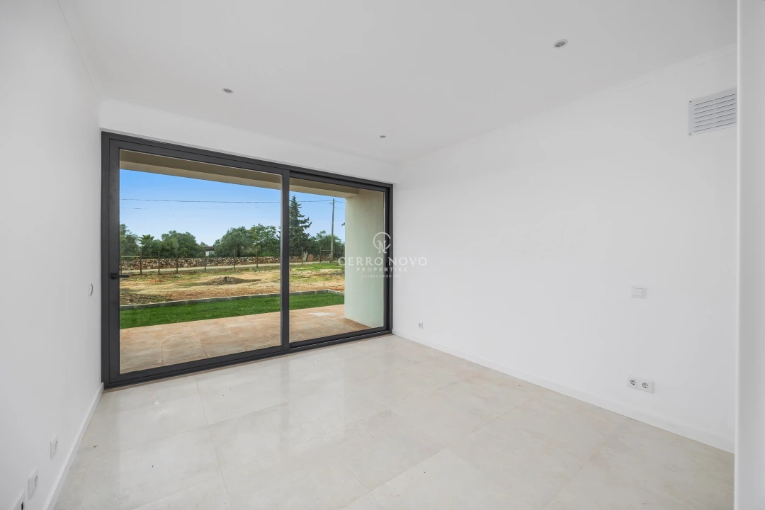 Moradia T2 para Venda em Lagoa e Carvoeiro Foto 4