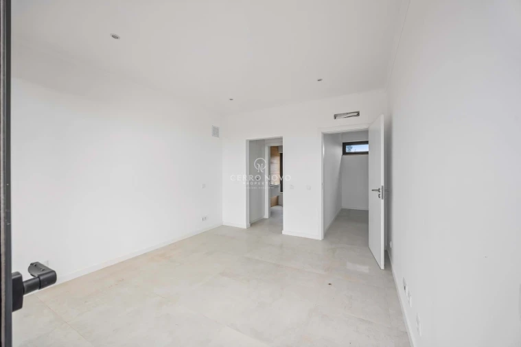 Moradia T2 para Venda em Lagoa e Carvoeiro Foto 13