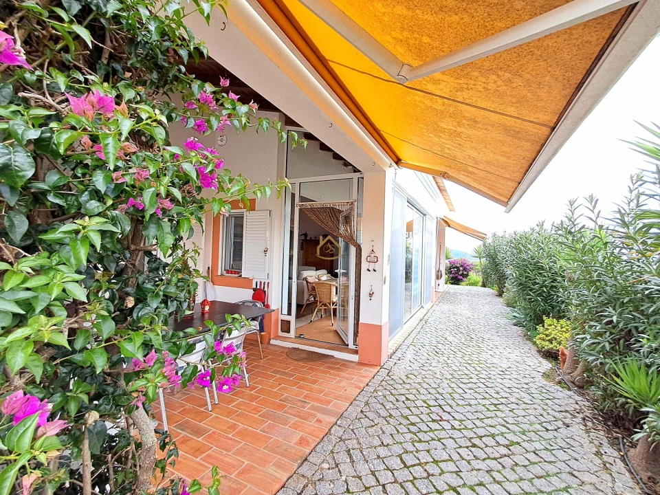 Moradia T2 para Venda em Lagos (São Sebastião e Santa Maria) Foto 10