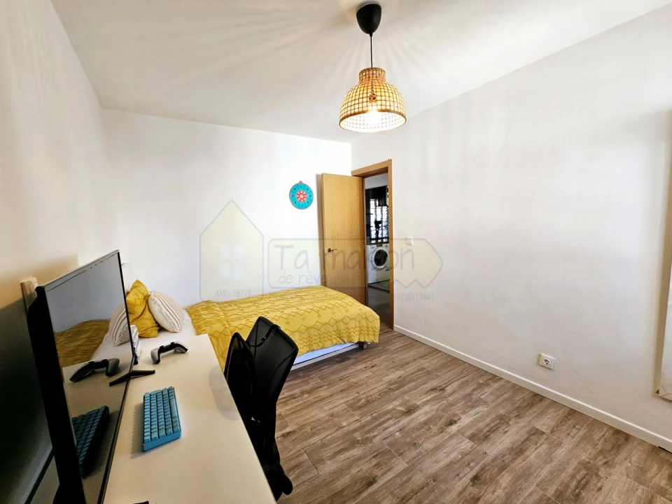 Apartamento T2 para Venda em Quarteira Foto 9