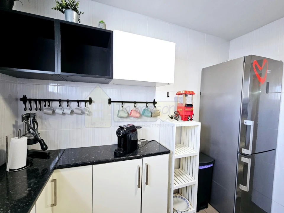 Apartamento T2 para Venda em Quarteira Foto 5