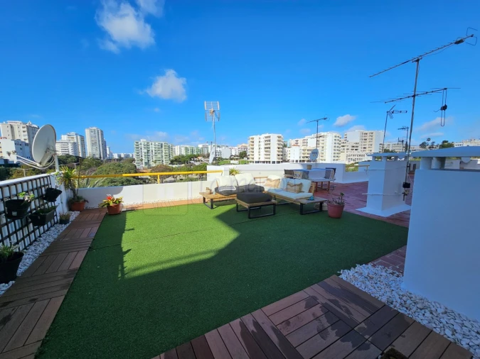 Apartamento T2 para Venda em Quarteira Foto 15