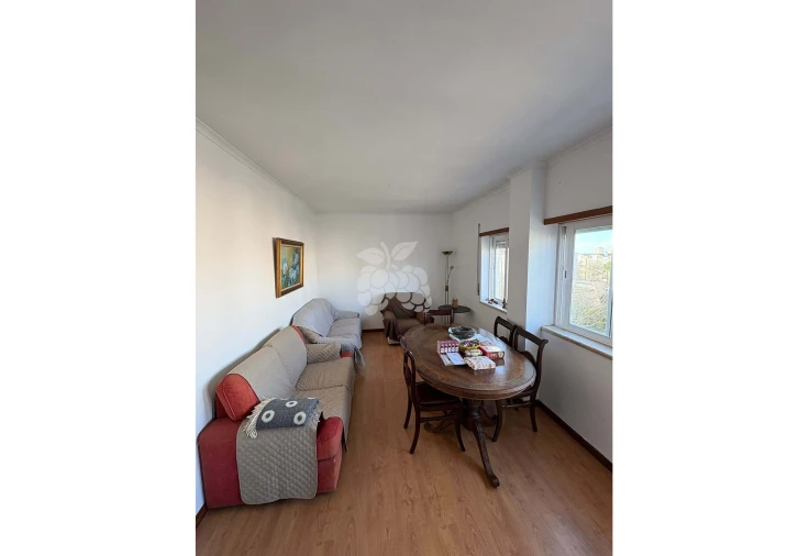 Apartamento T2 para Venda em Carcavelos e Parede Foto 10