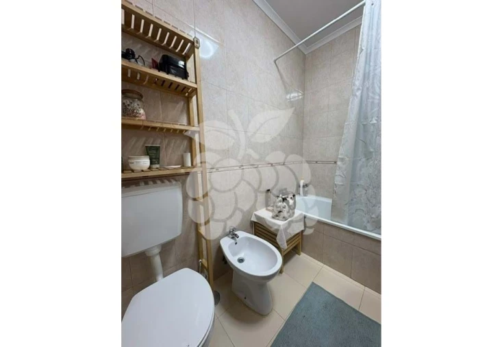 Apartamento T2 para Venda em Carcavelos e Parede Foto 13