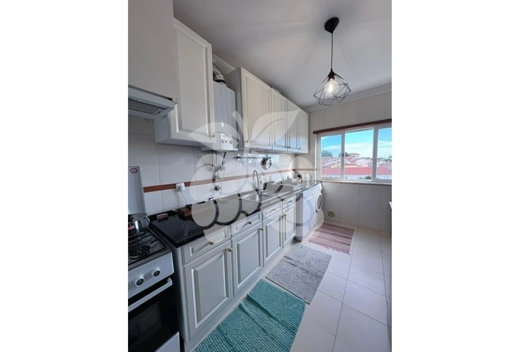 Apartamento T2 para Venda em Carcavelos e Parede Foto 6