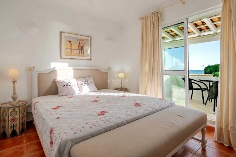 Apartamento T2 para Venda em Albufeira e Olhos de Água Foto 36