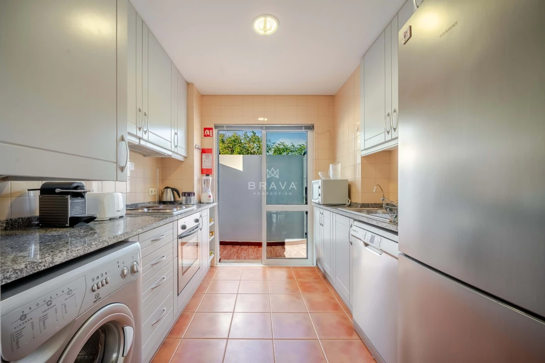 Apartamento T2 para Venda em Albufeira e Olhos de Água Foto 23
