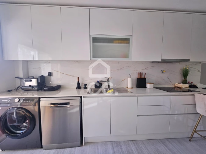 Apartamento T3 para Venda em Rio de Mouro Foto 12