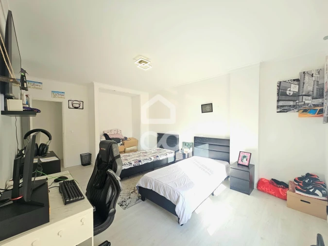 Apartamento T3 para Venda em Rio de Mouro Foto 27