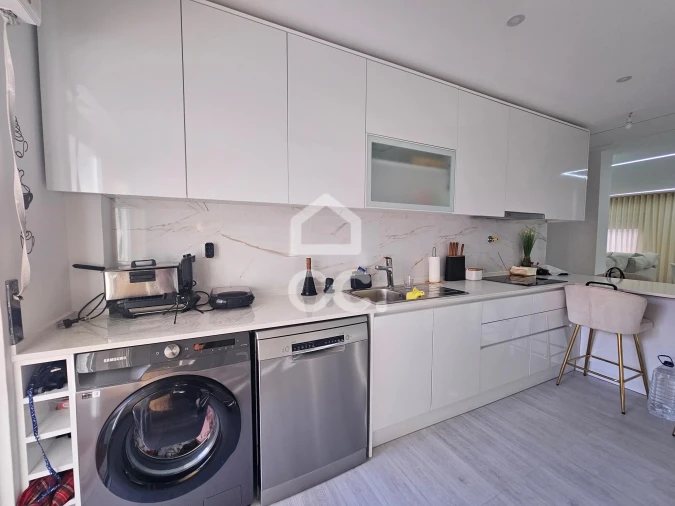 Apartamento T3 para Venda em Rio de Mouro Foto 11