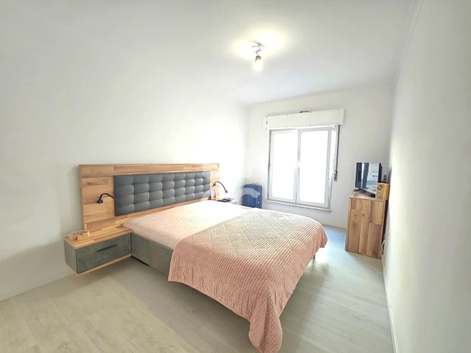 Apartamento T3 para Venda em Rio de Mouro Foto 20