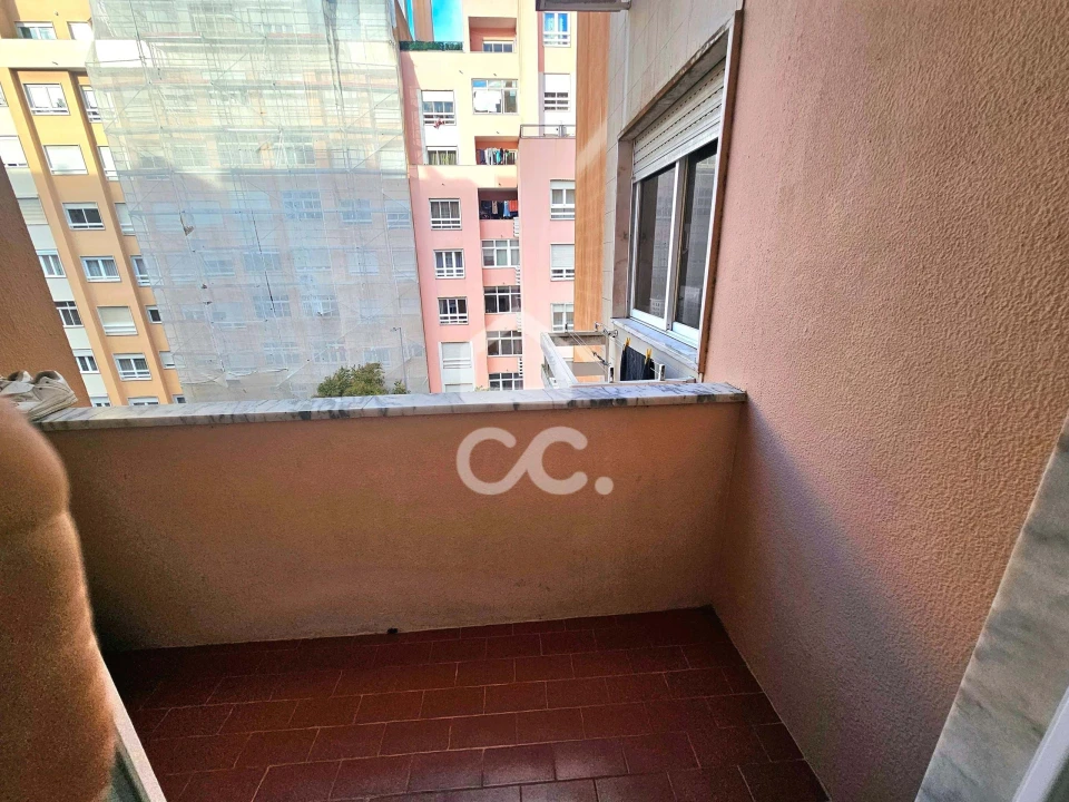 Apartamento T3 para Venda em Rio de Mouro Foto 6