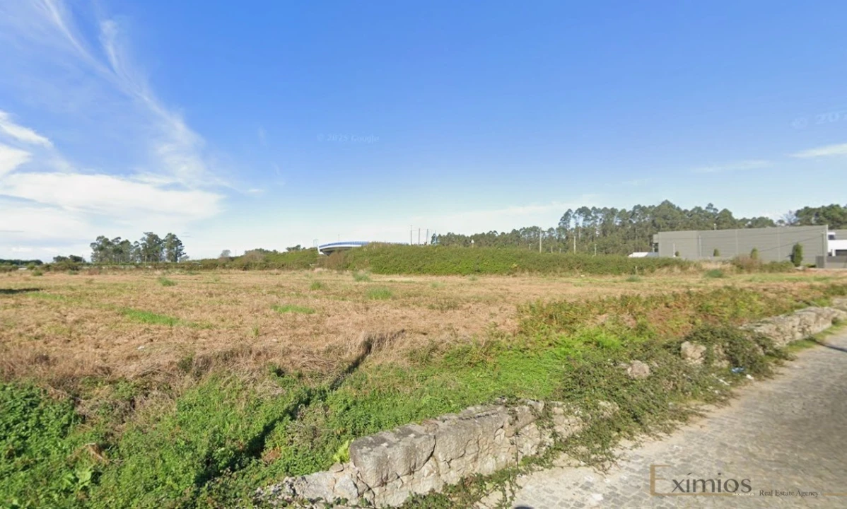Terreno para Venda em Póvoa de Varzim, Beiriz e Argivai Foto 1