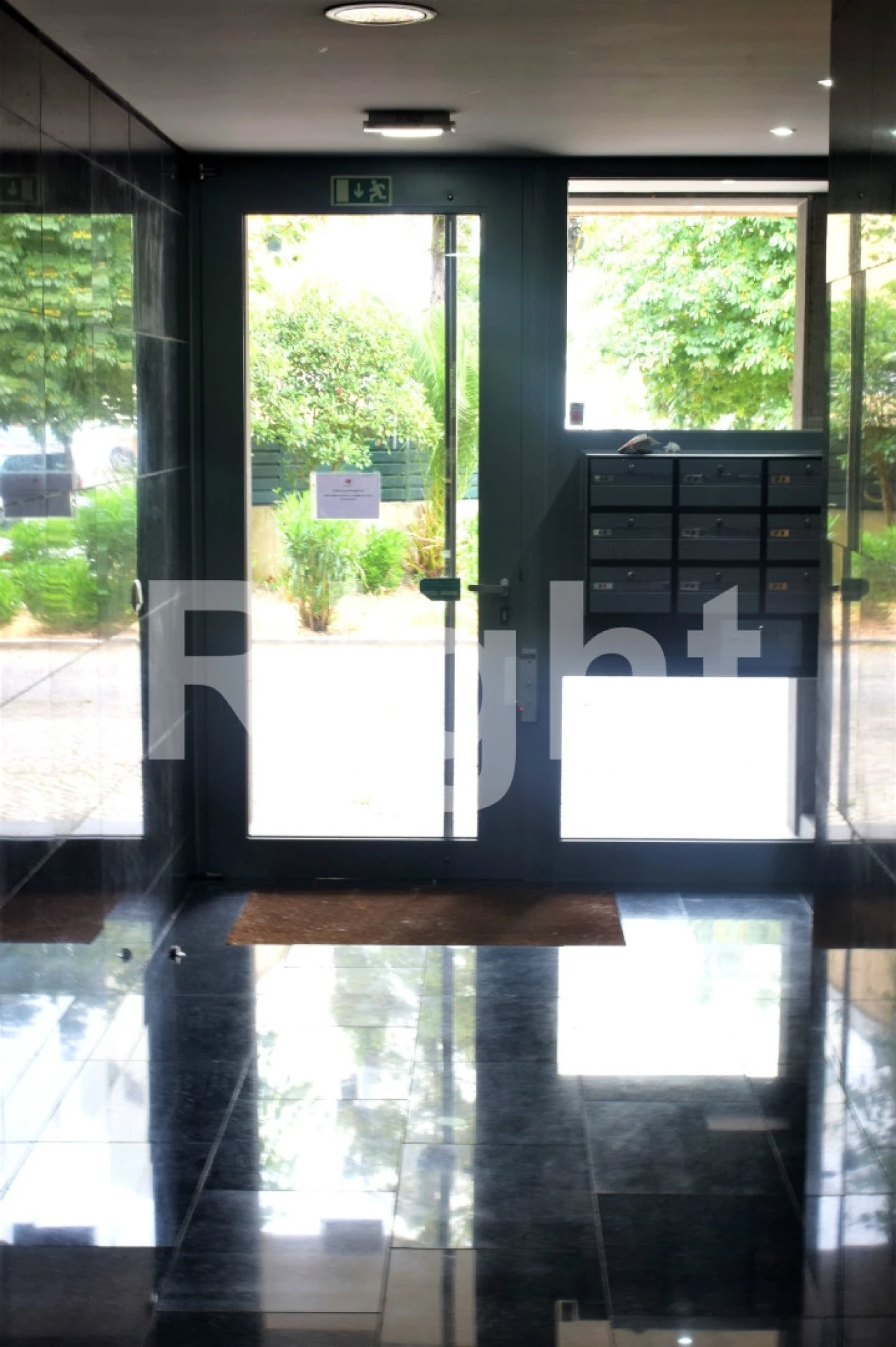 Apartamento T2 para Venda em Benfica Foto 17