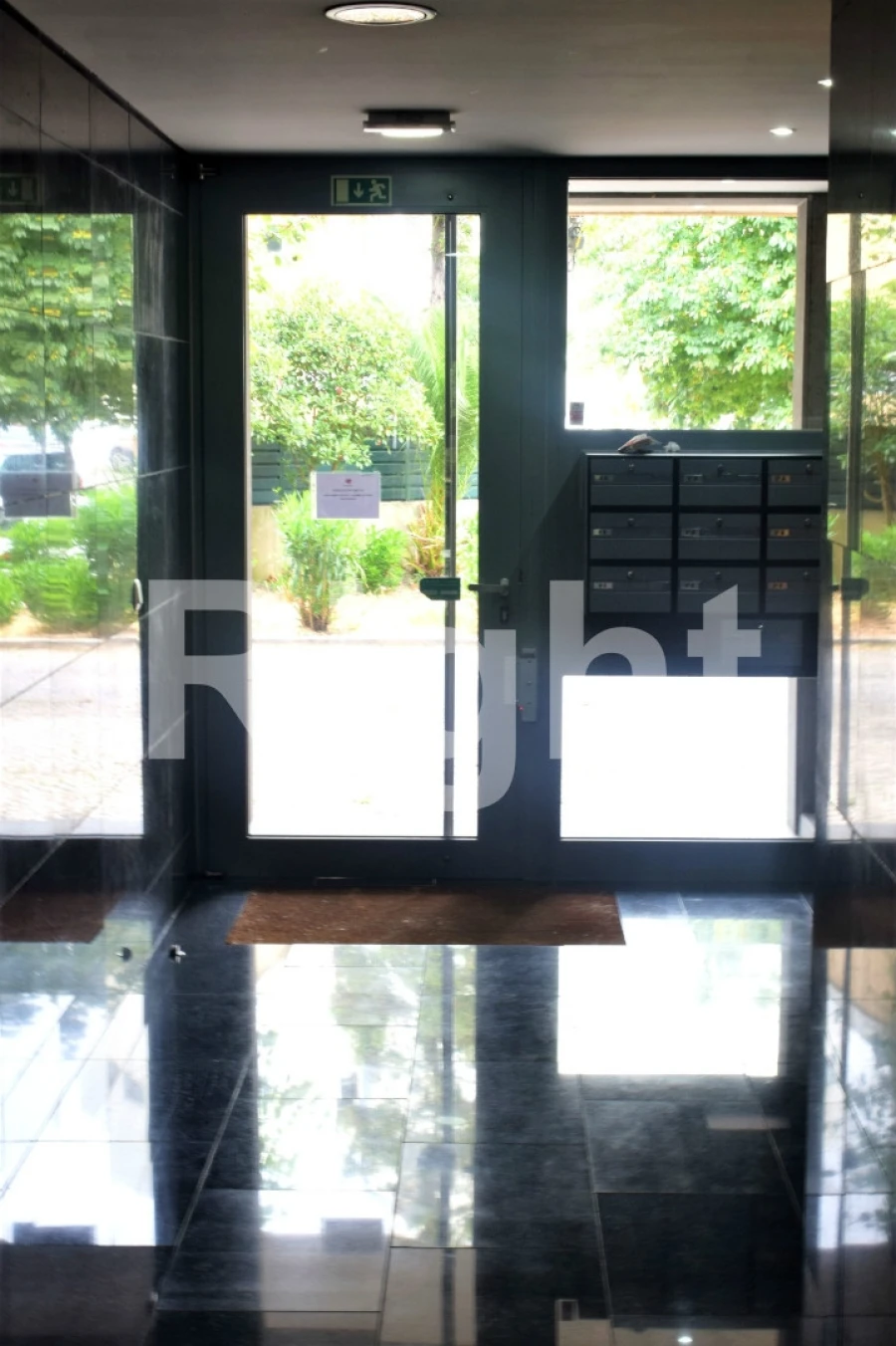 Apartamento T2 para Venda em Benfica Foto 17