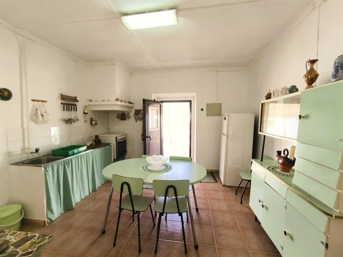 Moradia T2 para Venda em Azinheira dos Barros e São Mamede do Sádão Foto 3