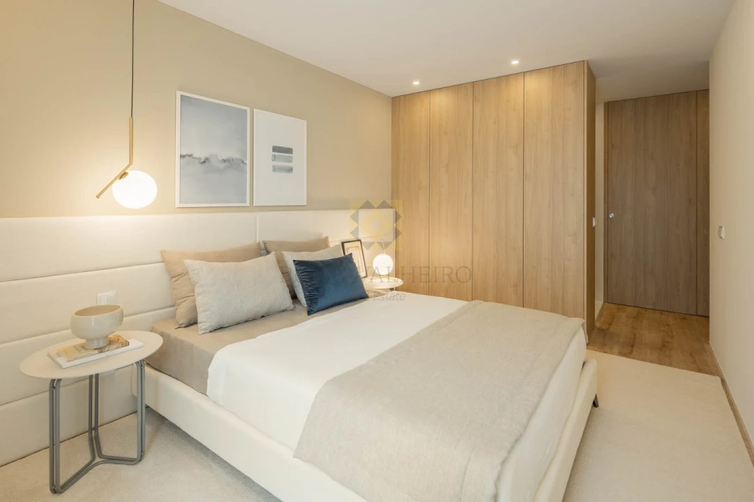 Loja para Venda em Ramalde Foto 3