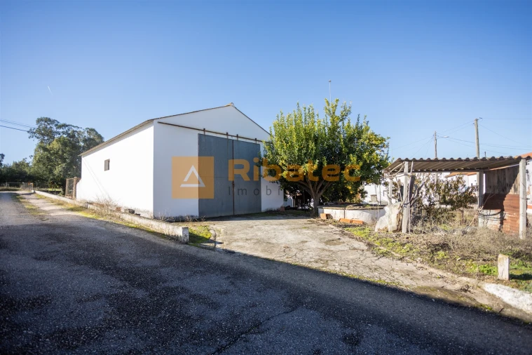 Armazém para Venda em Coruche, Fajarda e Erra Foto 1