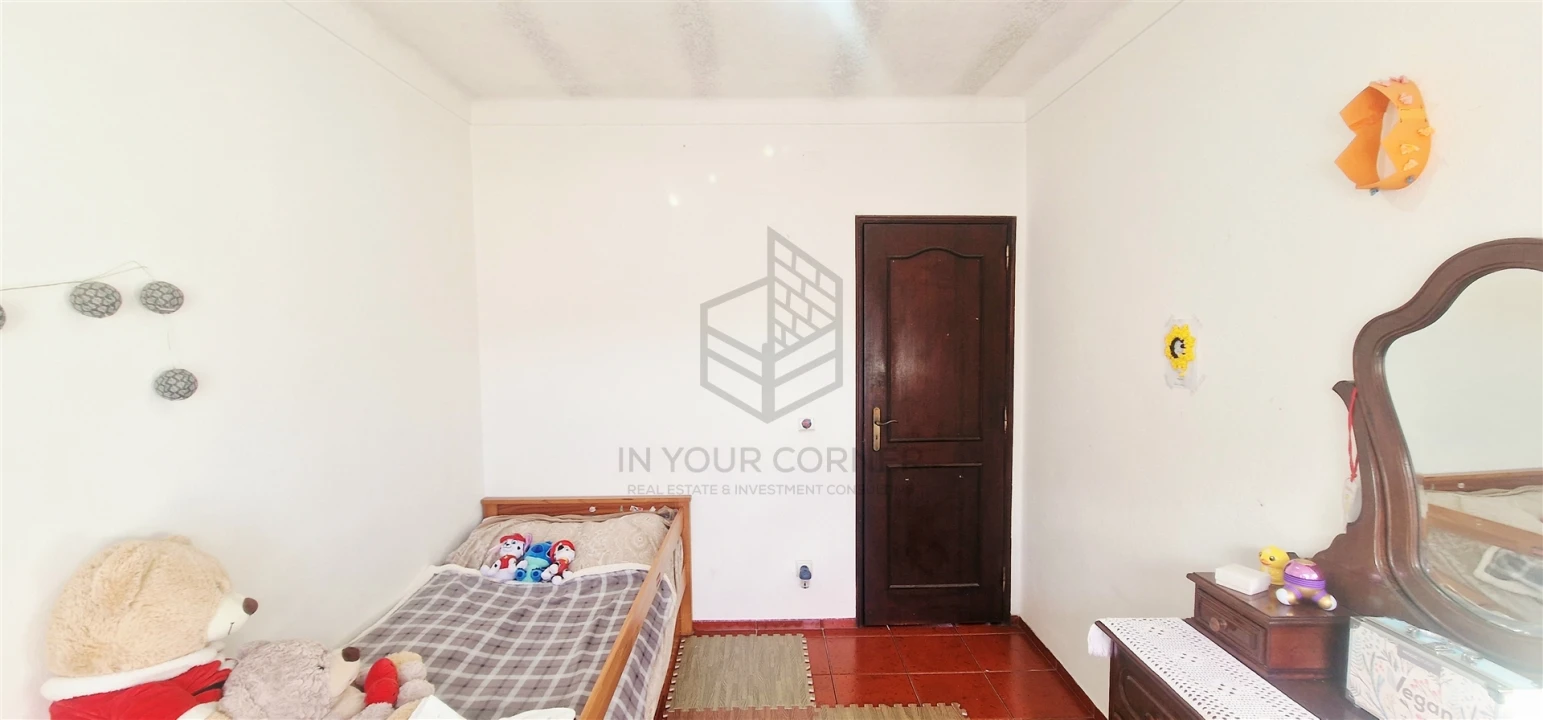 Moradia T5 para Venda em Lamas e Cercal Foto 12