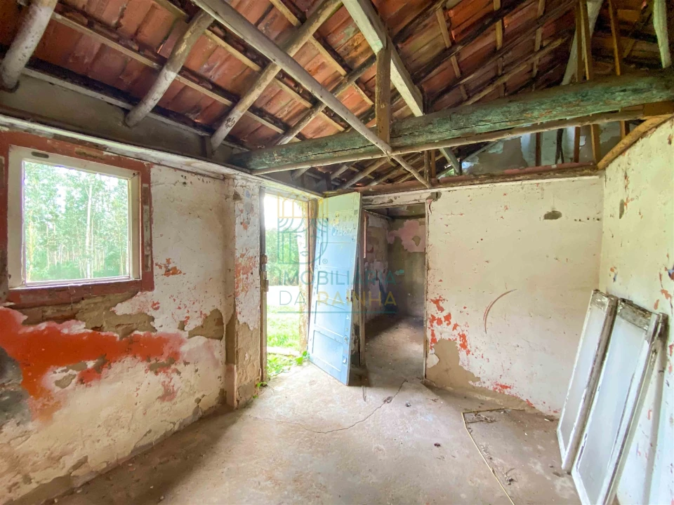 Moradia T2 para Venda em Salir de Matos Foto 6