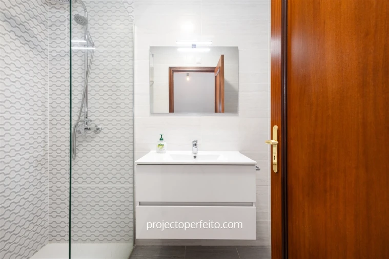 Apartamento T3 para Arrendamento em Espinho Foto 13