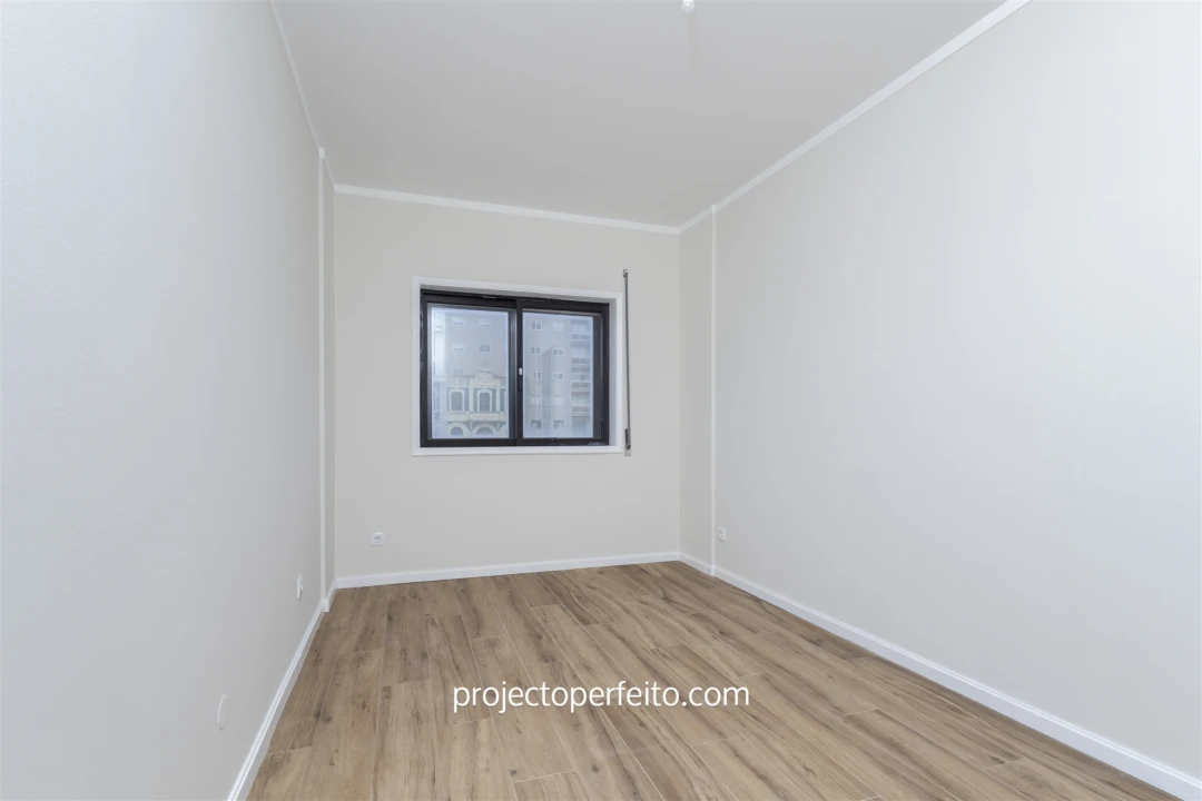 Apartamento T3 para Arrendamento em Espinho Foto 15