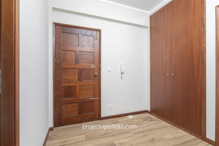 Apartamento T3 para Arrendamento em Espinho Foto 10